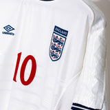 England 2000 Owen Home Kit (L)