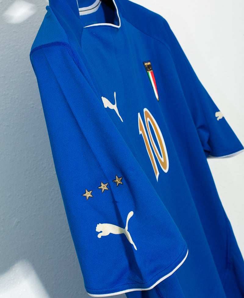 Italy 2003 Totti Home Kit (M)