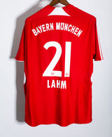 Bayern Munich 2007-09 Lahm Home Kit (L)