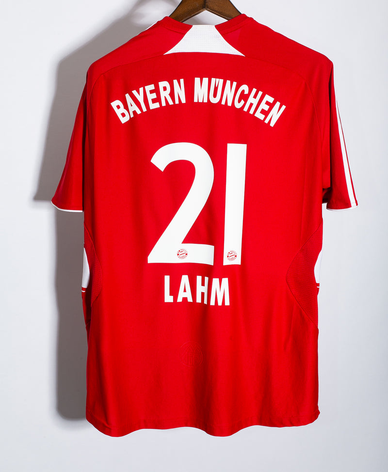 Bayern Munich 2007-09 Lahm Home Kit (L)