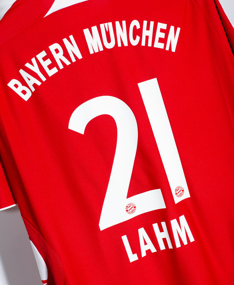 Bayern Munich 2007-09 Lahm Home Kit (L)