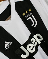 Juventus 2018-19 Ronaldo Home Kit (M)