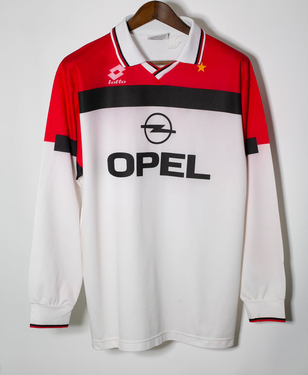 AC Milan 1994-95 Long Sleeve Away Kit (XL)