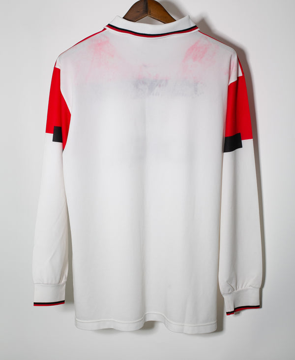 AC Milan 1994-95 Long Sleeve Away Kit (XL)