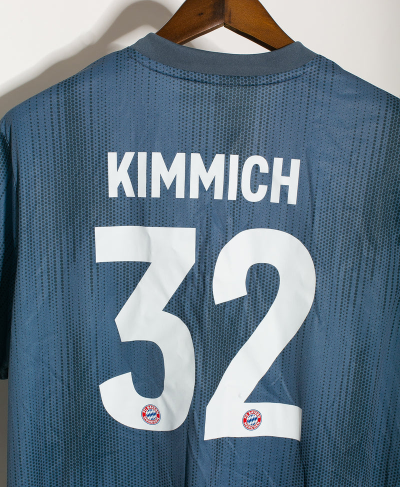 Bayern Munich 2018-19 Kimmich Third Kit (XL)