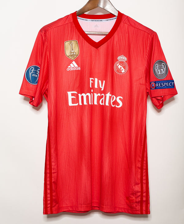 Real Madrid 2018-19 Casemiro Third Kit (XL)