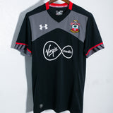 Southampton 2016-17 Away Kit (L)