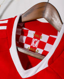Liverpool 2009-10 Gerrard Home Kit (L)