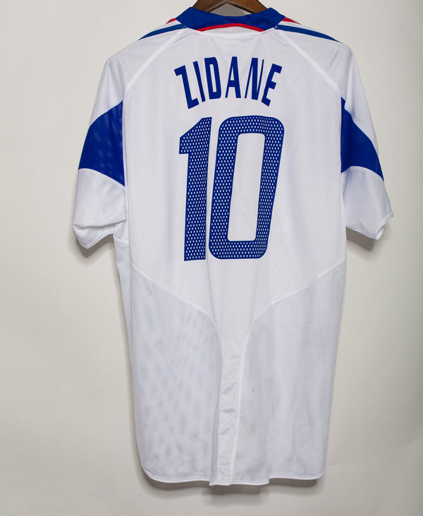 2004 France Zidane Home Kit (L) – Saturdays Football