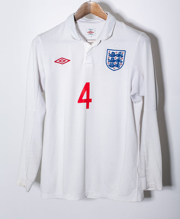 England 2010 Gerrard Long Sleeve Kit Home Kit (S)