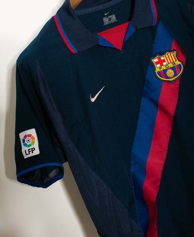 Barcelona 2002-03 Xavi Away Kit (S)