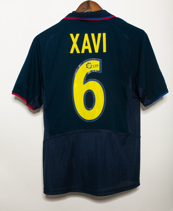 Barcelona 2002-03 Xavi Away Kit (S)