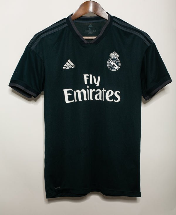 Real Madrid 2018-19 Casemiro Away Kit (M)