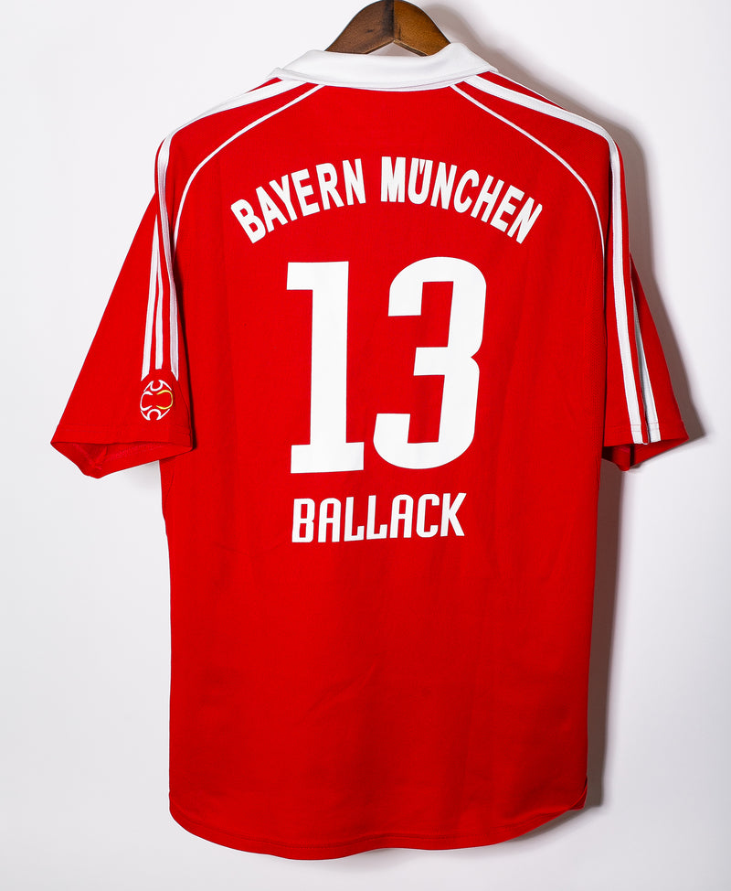 Bayern Munich 2005-06 Ballack Home Kit (L)