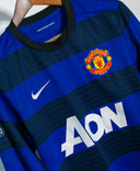 Manchester United 2011-12 Chicharito Long Sleeve Away Kit (S)