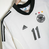 Germany 2002 Klose Home Kit (L)