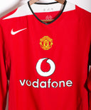 Manchester United 2004-05 Ronaldo Long Sleeve Home Kit (L)