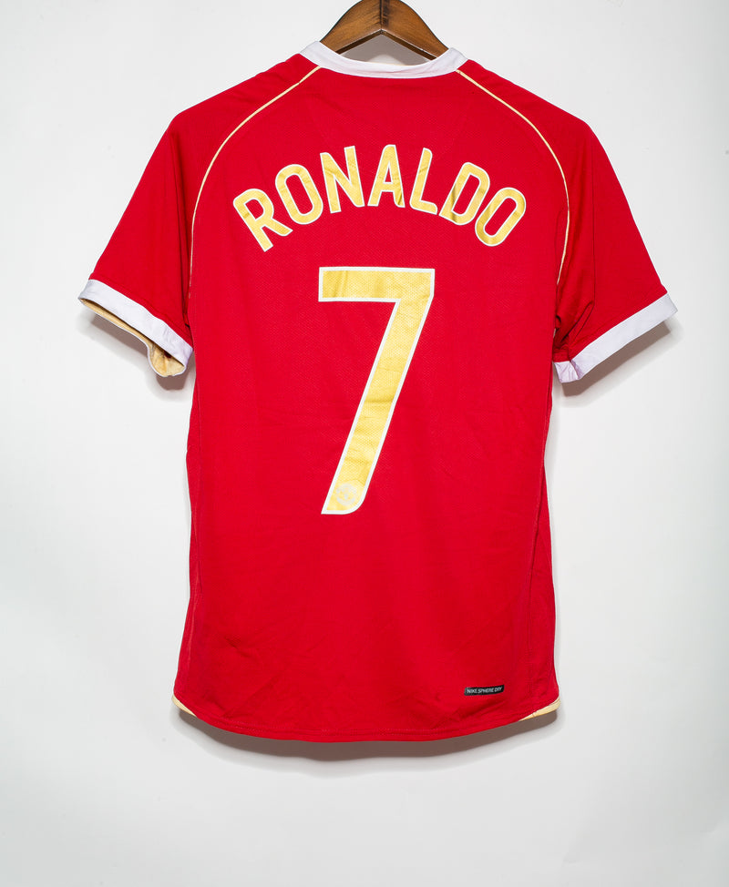 Manchester United 2006-07 Home Shirt Ronaldo #7 (Excellent) S