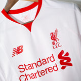 Liverpool 2015-16 Coutinho Away Kit (M)