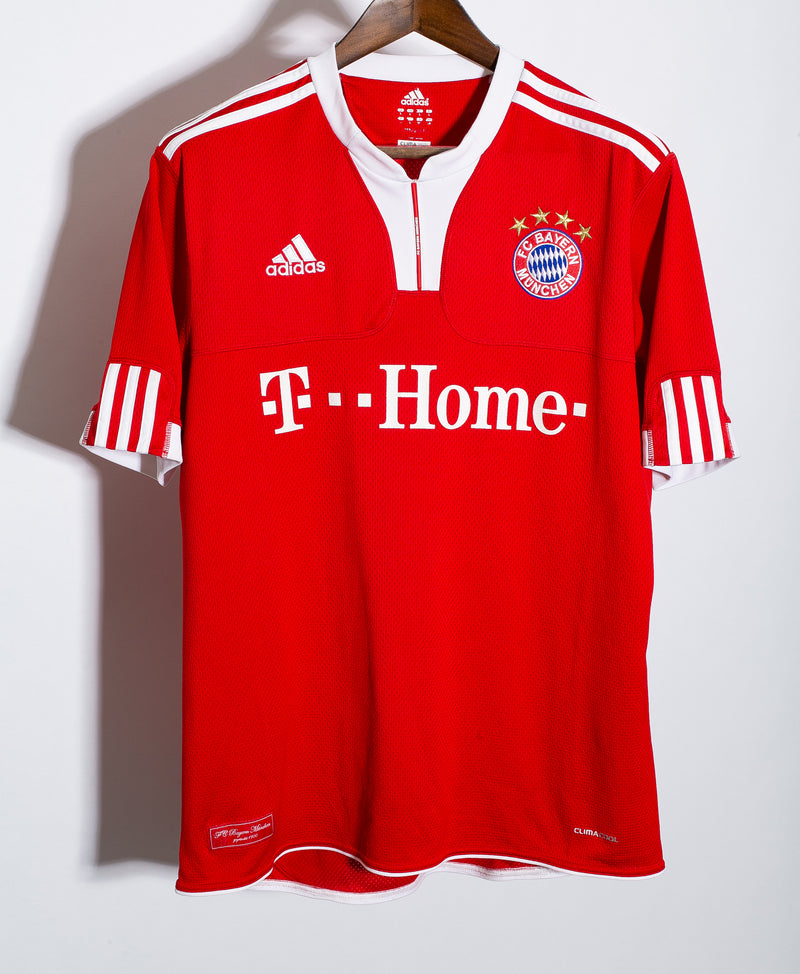 Bayern Munich 2009-10 Robben Home Kit (L)