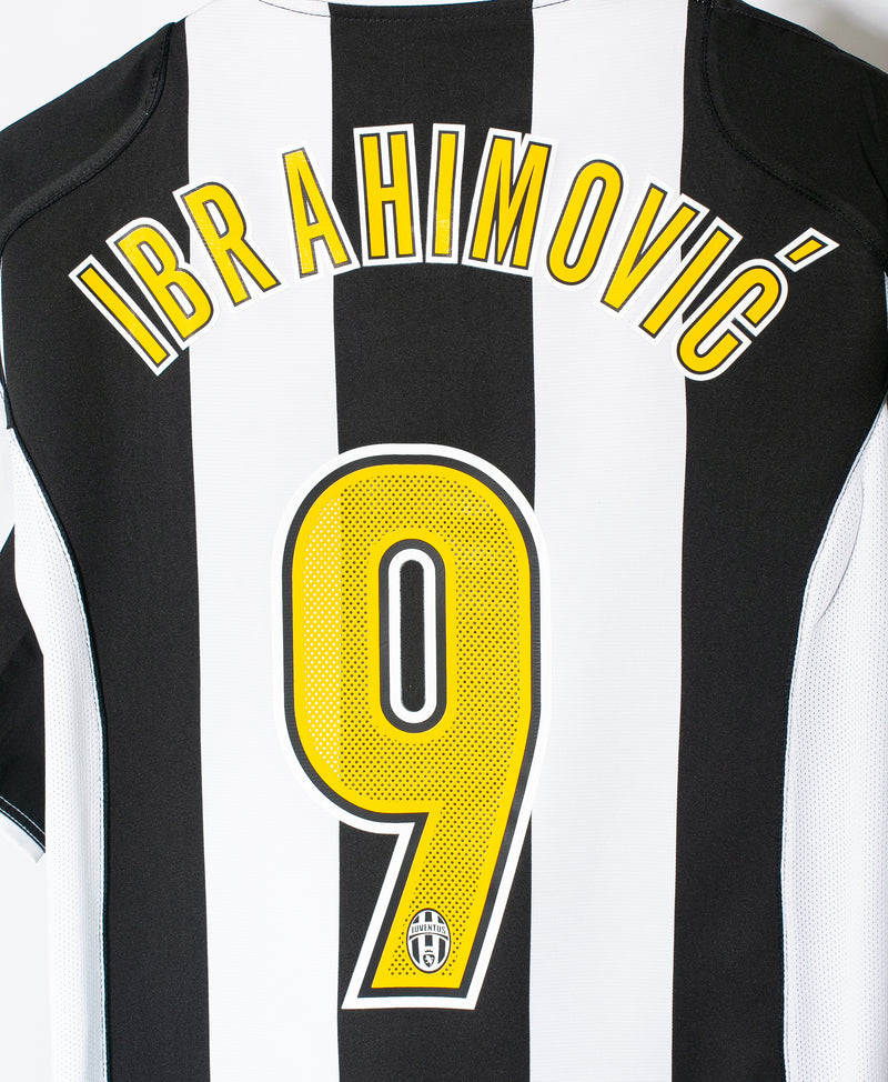 Juventus 2004-05 Ibrahimovic Home Kit (L)