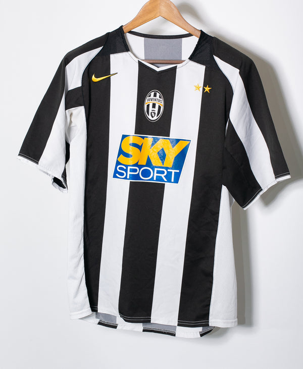 Juventus 2004-05 Ibrahimovic Home Kit (L)