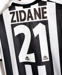 Juventus 1995-96 Zidane Home Kit (XL)