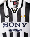 Juventus 1995-96 Zidane Home Kit (XL)