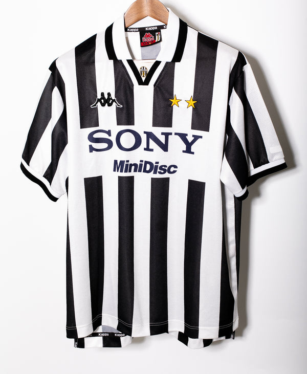 Juventus 1995-96 Zidane Home Kit (XL)