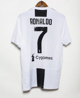 Juventus 2018-19 Ronaldo Home Kit (L)