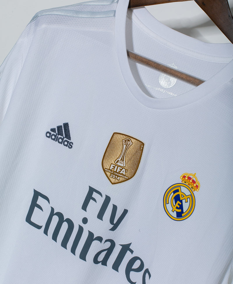 Real Madrid 2015-16 Modric Home Kit (2XL)