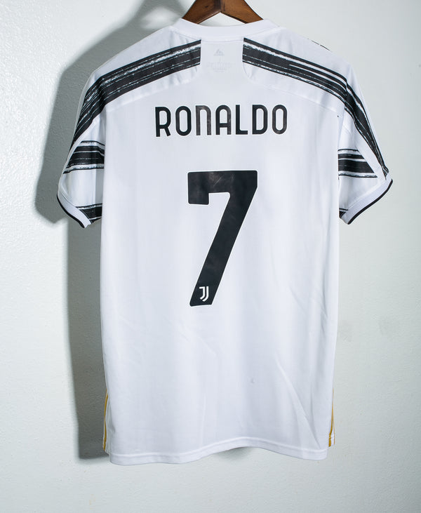 Juventus 2020-21 Ronaldo Home Kit (L)