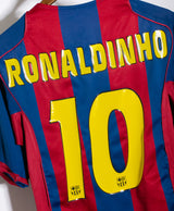 Barcelona 2004-05 Ronaldinho Home Kit (M)