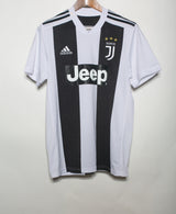 Juventus 2018-19 Ronaldo Home Kit (M)