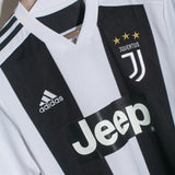 Juventus 2018-19 Ronaldo Home Kit (M)