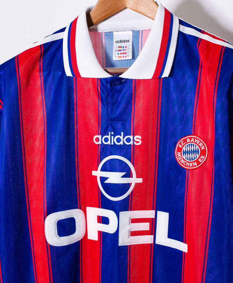 Bayern Munchen 1995-96 Basler Home Kit (L)