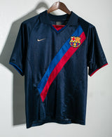 Barcelona 2003-04 Ronaldinho Third Kit (M)