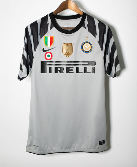 Inter Milan 2010-11 Cesar GK Home Kit (M)