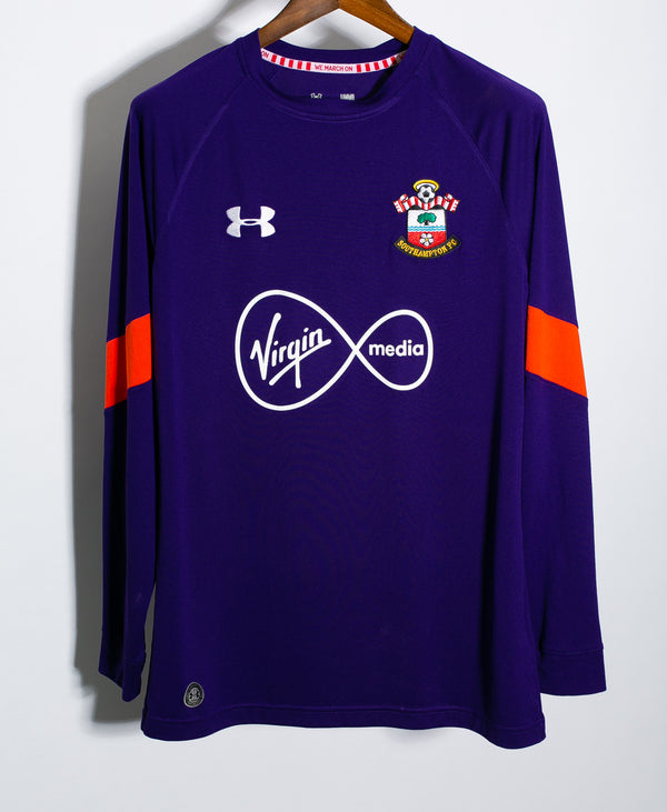 Southampton 2016-17 GK Kit (L)
