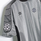 Manchester United 1999-00 Training Kit (2XL)