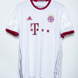 Bayern Munich 2016-17 Muller Third Kit (XL)