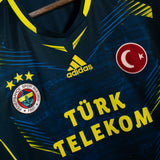 Fenerbahce 2013-14 Kuyt Third Kit (L)