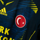 Fenerbahce 2013-14 Kuyt Third Kit (L)