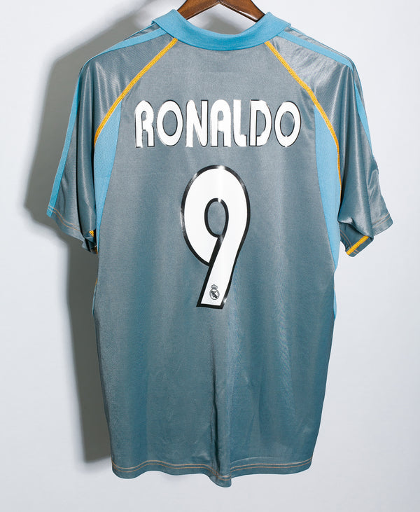 Real Madrid 2003-04 Ronaldo Third Kit (M)