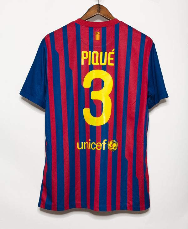 Barcelona 2011-12 Pique Home Kit (L)
