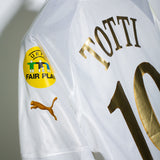 Italy 2004 Totti Away Kit (M)