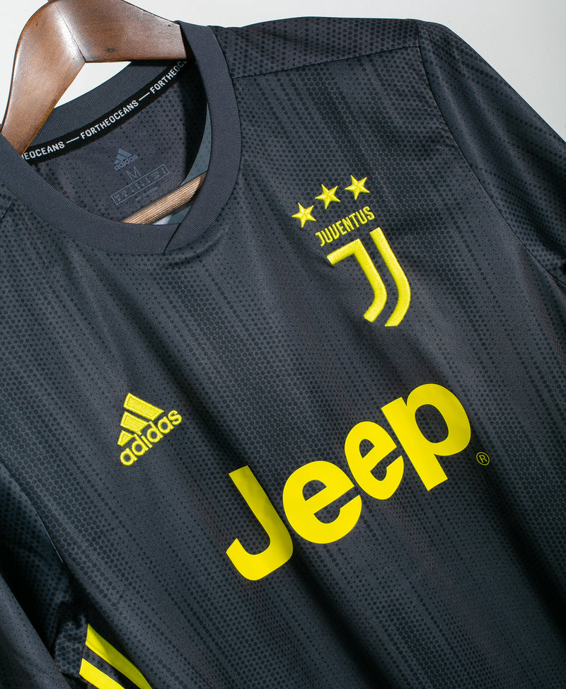 Juventus 2018-19 Ronaldo Third Kit (M)