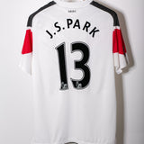Manchester United 2010-11 J. S. Park Away Kit (L)