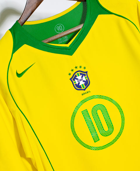 Brazil 2004 Ronaldinho Home Kit (L)