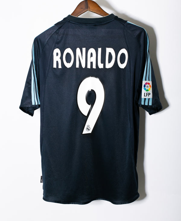 Real Madrid 2003-04 Ronaldo Away Kit (L)